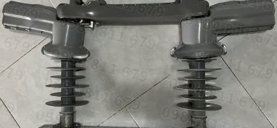 Nắp chụp cầu dao cách ly bảo vệ đầu nối an toàn, tăng hiệu quả cách điện